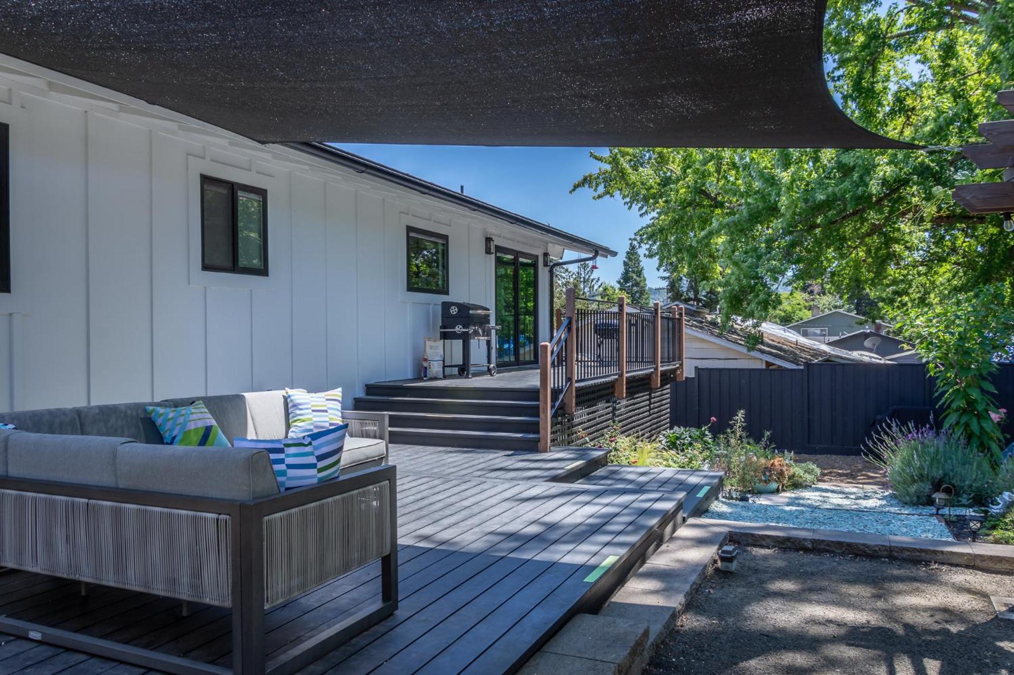 Отель Chic Rv Retreat, Stunning Yard In Роузберг Экстерьер фото