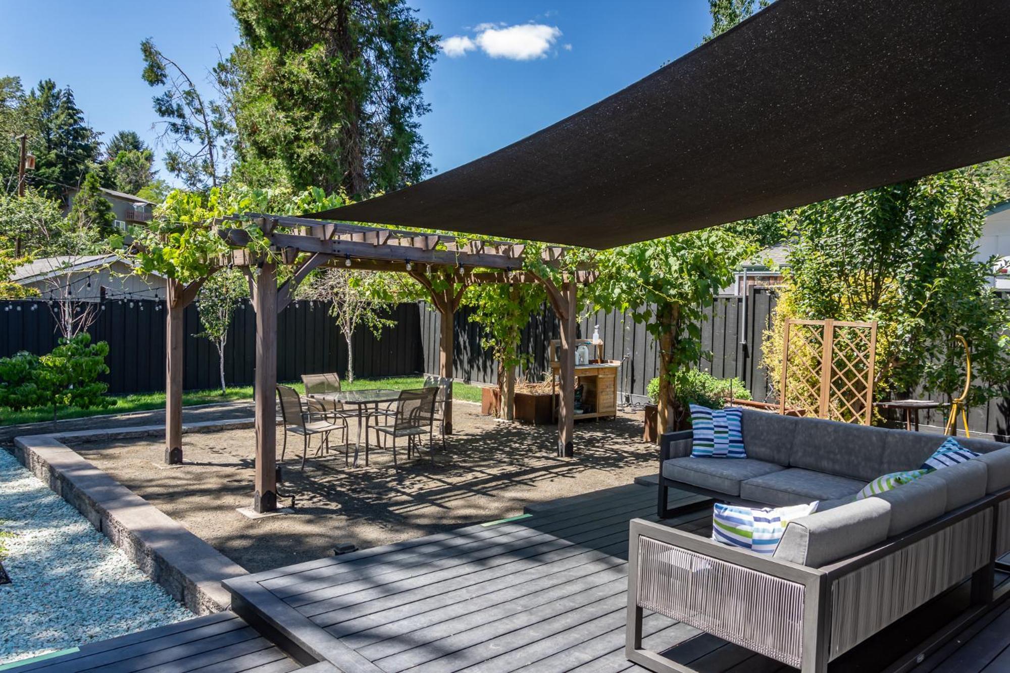 Отель Chic Rv Retreat, Stunning Yard In Роузберг Экстерьер фото