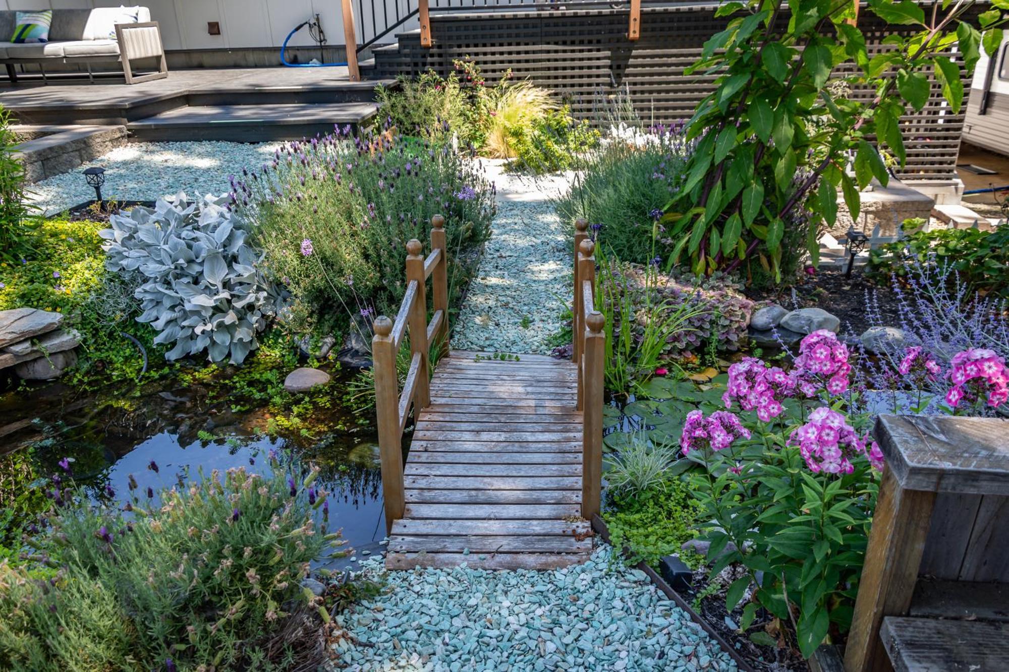 Отель Chic Rv Retreat, Stunning Yard In Роузберг Экстерьер фото