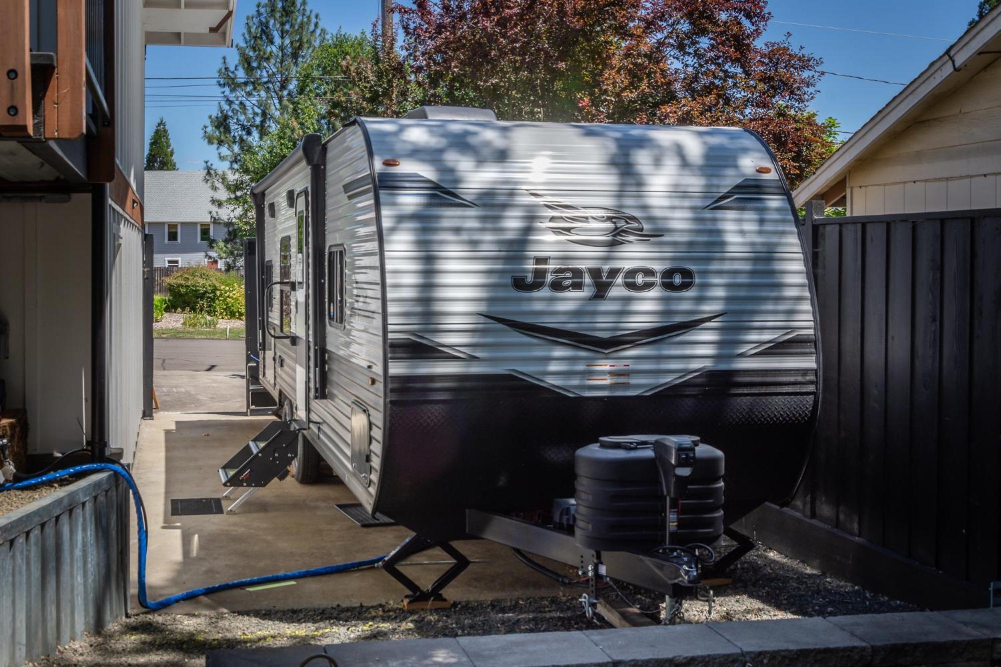 Отель Chic Rv Retreat, Stunning Yard In Роузберг Экстерьер фото